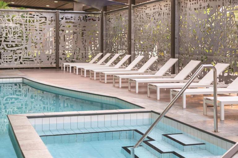 Adina Apartment Hotel Darwin Waterfront