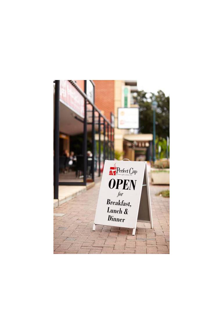 Adelaide Meridien Hotel & Apartments