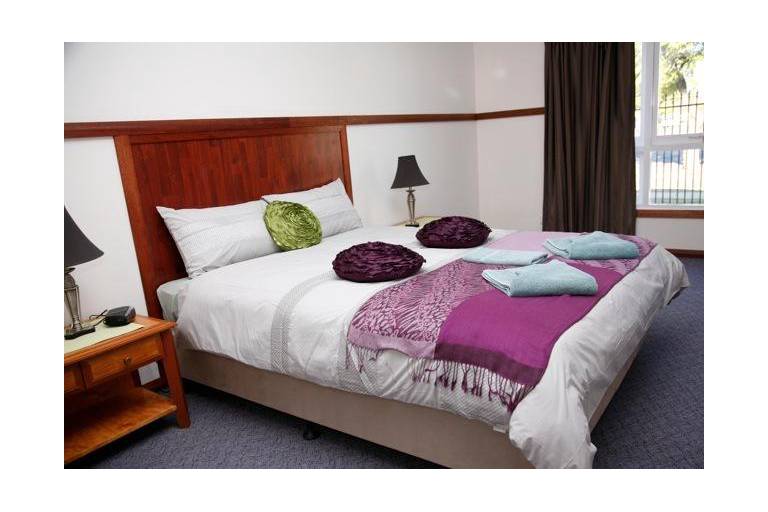 Central Serviced Apartments 