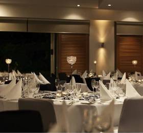 Novotel Cairns Oasis Resort в Кэрнсе