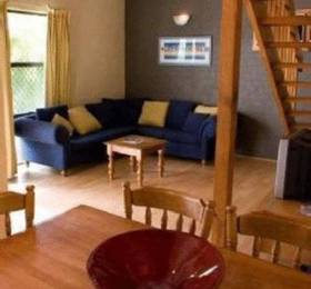 Mandurah Holiday Village  в Мандурахе