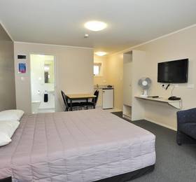 Captain Cook Motor Lodge  в Гисборне