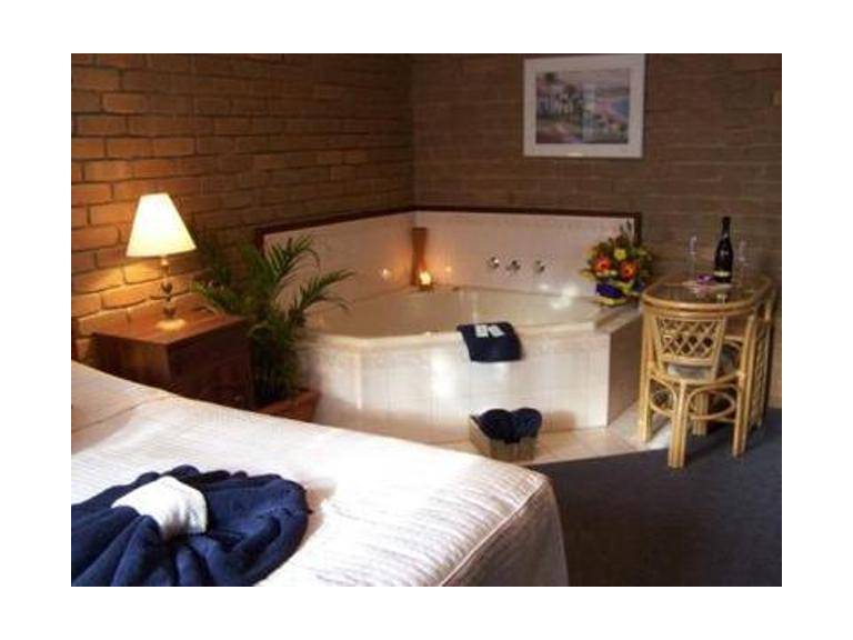 Albury Classic Motor Inn