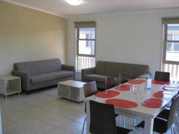 Alivio Tourist Park Canberra 4*