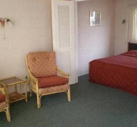 Milton Chalet Motel  в Нельсоне