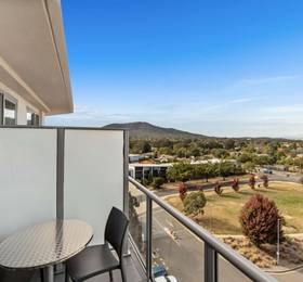 Aria Hotel Canberra в Канберре