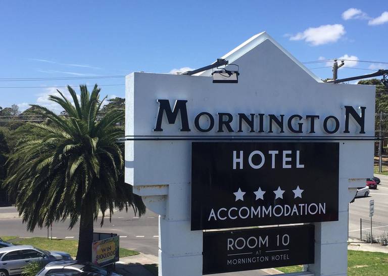 Mornington On Tanti