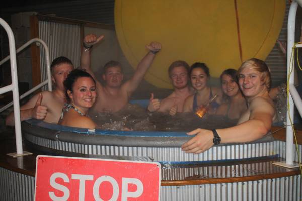 Sparkys Backpackers 