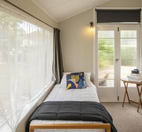 Cornwall Park Motel  в Мастертоне