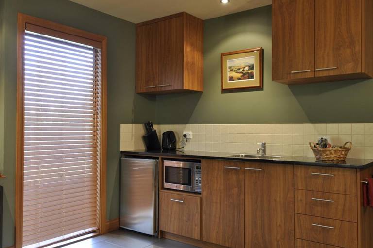 Luxury on Lansdown 
