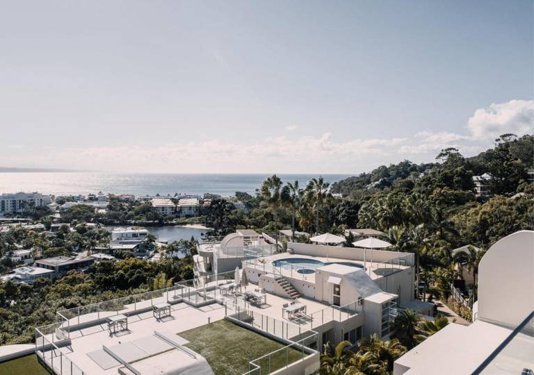 Noosa Crest Resort