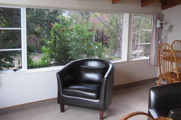 Cottage Mews Motel  5* Новая Зеландия, Таупо