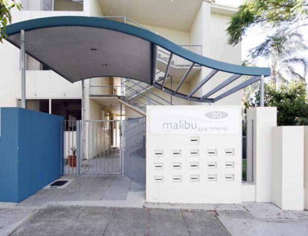 Malibu Apartments - Perth Австралия, Перт