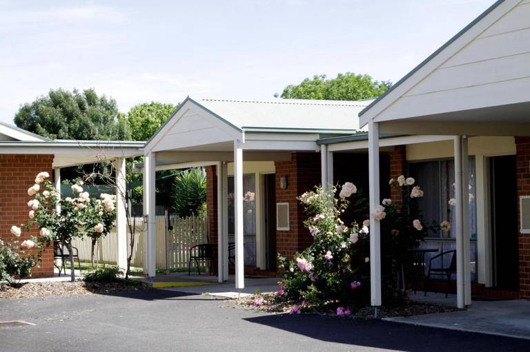 Rose Garden Motel