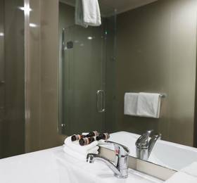 Airport Manor Inn  в Окленде
