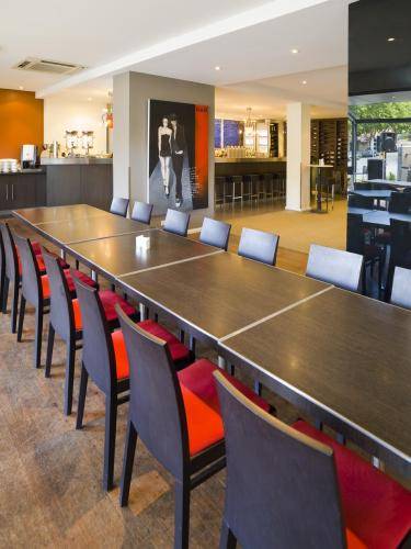 Travelodge Perth 4*