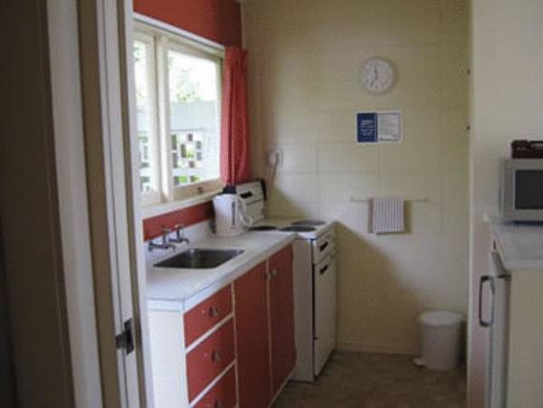 Birchlands Motel  3* Новая Зеландия, Таупо