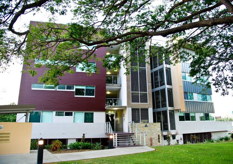 Itara Apartments 