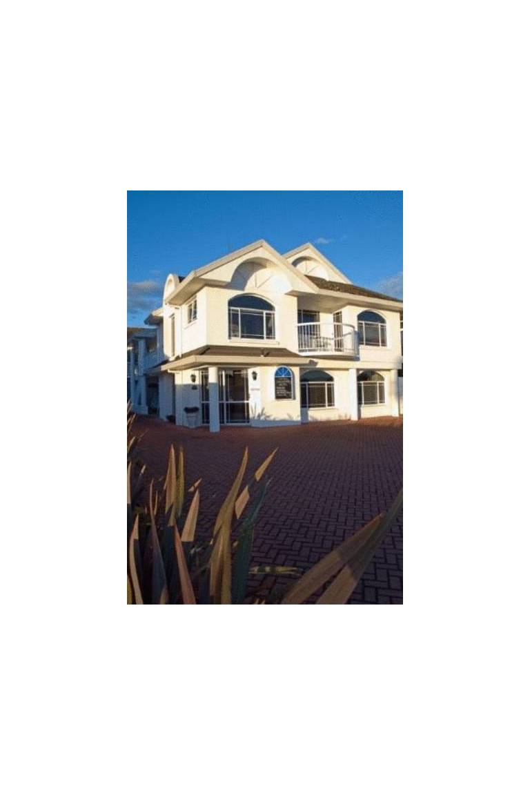 Executive Motel 