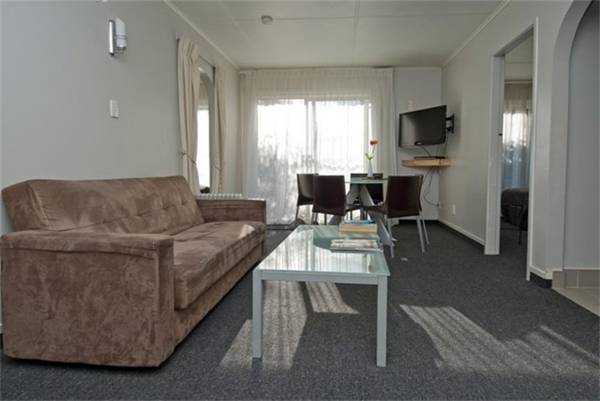 Courtney Motel  3* Новая Зеландия, Таупо