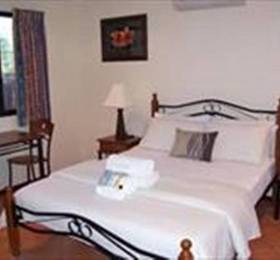 Bay House B&B  в Бруме