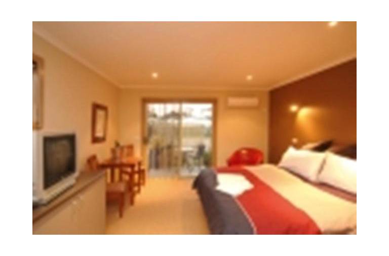 Motel Strahan