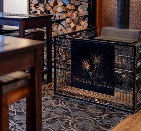 Paroa Hotel  в Греймуте