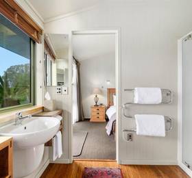 Туры в Koura Lodge  в Новой Зеландии