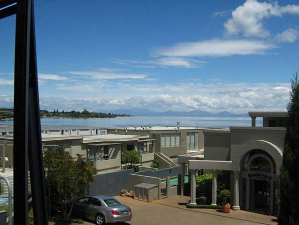 The Cove  4*