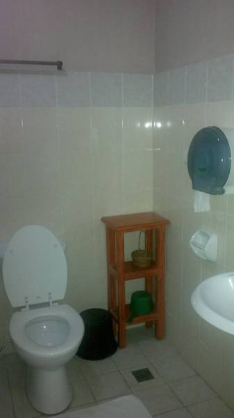 Tinhat Boutique Hotel And Restaurant  2*