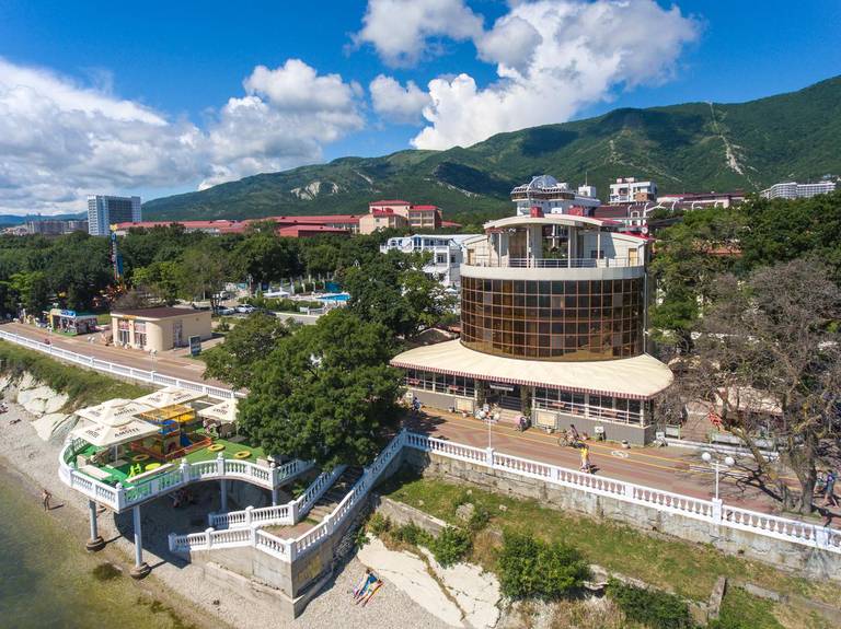 Kompass Hotels Магнолия