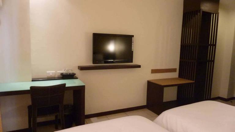 Circle Inn - Iloilo City Center 