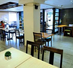 Fersal Hotel Neptune Makati в Маниле