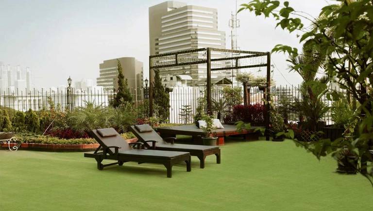 Rongratana Executive Residence