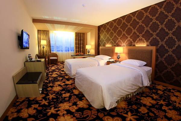 Grand Rocky Hotel Bukittinggi 4* Индонезия, Букиттинги