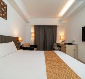 Mola Mola Four Seasons Hotel  в Хуаляне