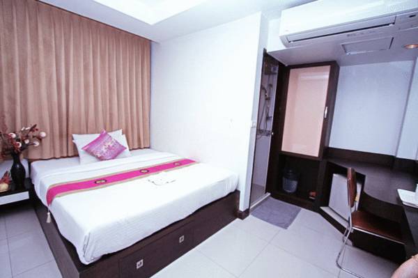 The Cozi Inn Hotel