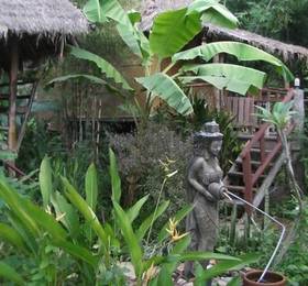 Hut Thapai Resort And Onsen  в Пае