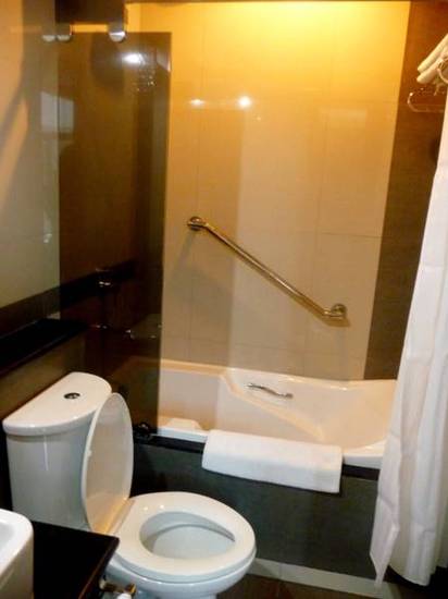 The Metropolis Suites Davao  3* Филиппины, Давао