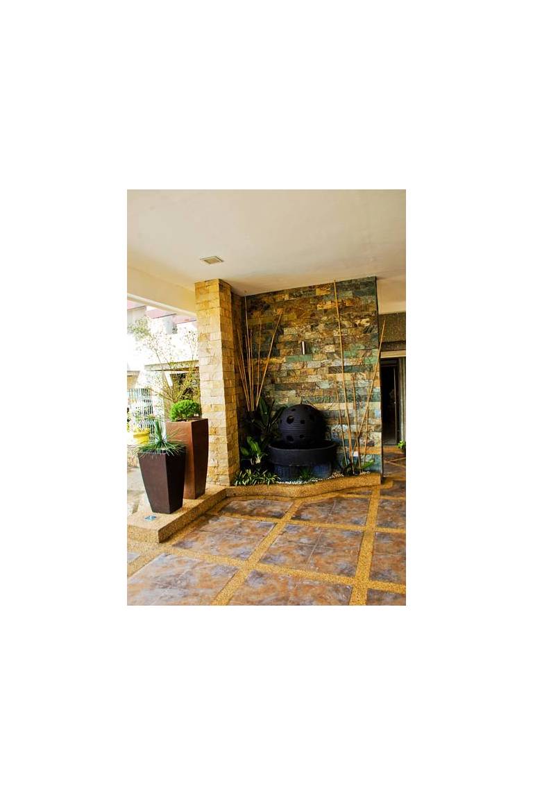 North Palm Hotel and Garden 