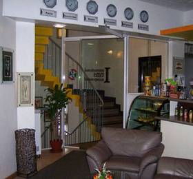 Makati International Inns в Маниле