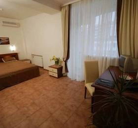 Atrium King's Way Отель  в Севастополе