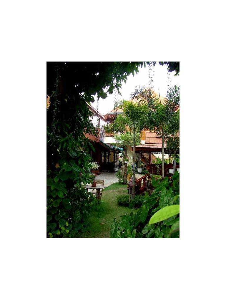 Noble Night Guesthouse 