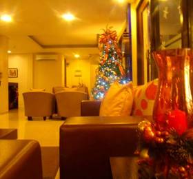 Home Crest Hotel в Давао