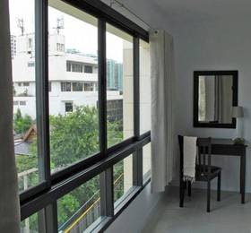 Double Two Sathorn в Бангкоке