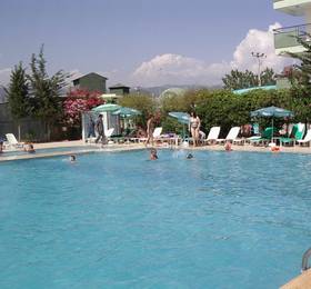 Tropicas Suite Hotel в Аланье