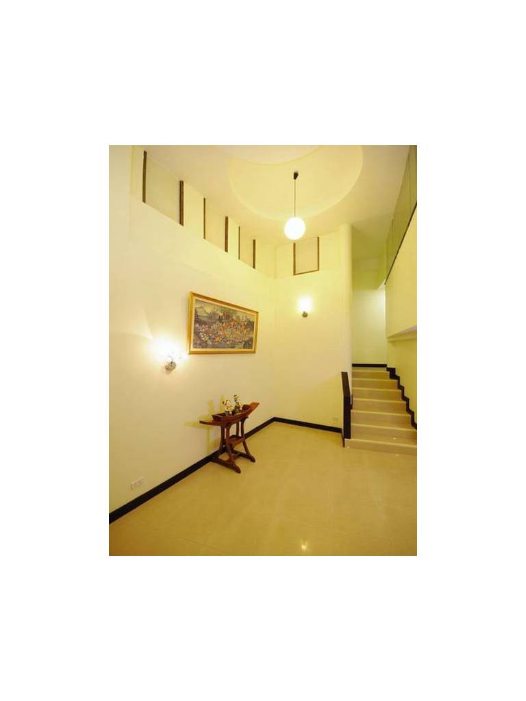 Khaosan Palace Hotel 