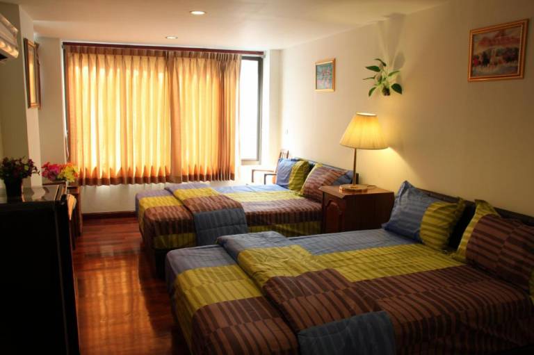 Suites 31 Sukhumvit