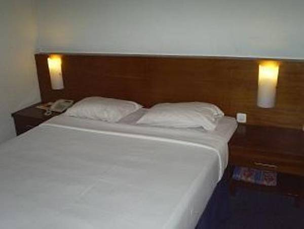 Hotel Pangeran City  2* Индонезия, Паданг
