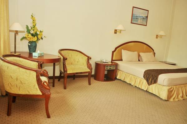 Kapuas Palace Hotel  3* Индонезия, Понтианак